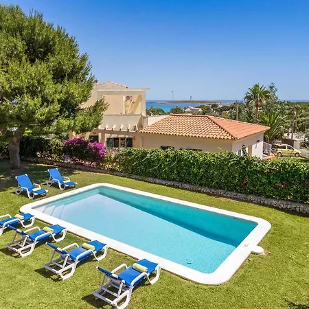 Sol De Flandes فيلة